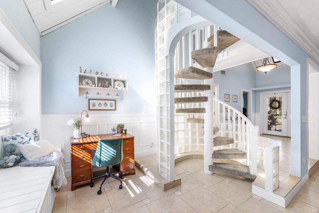 For Sale: $650,000 (4 beds, 4 baths, 2616 Square Feet)