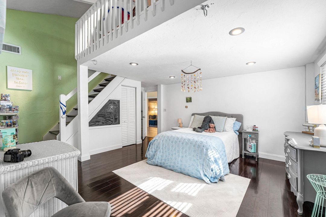 For Sale: $650,000 (4 beds, 4 baths, 2616 Square Feet)