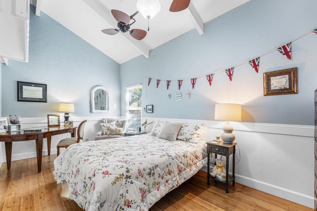 For Sale: $650,000 (4 beds, 4 baths, 2616 Square Feet)