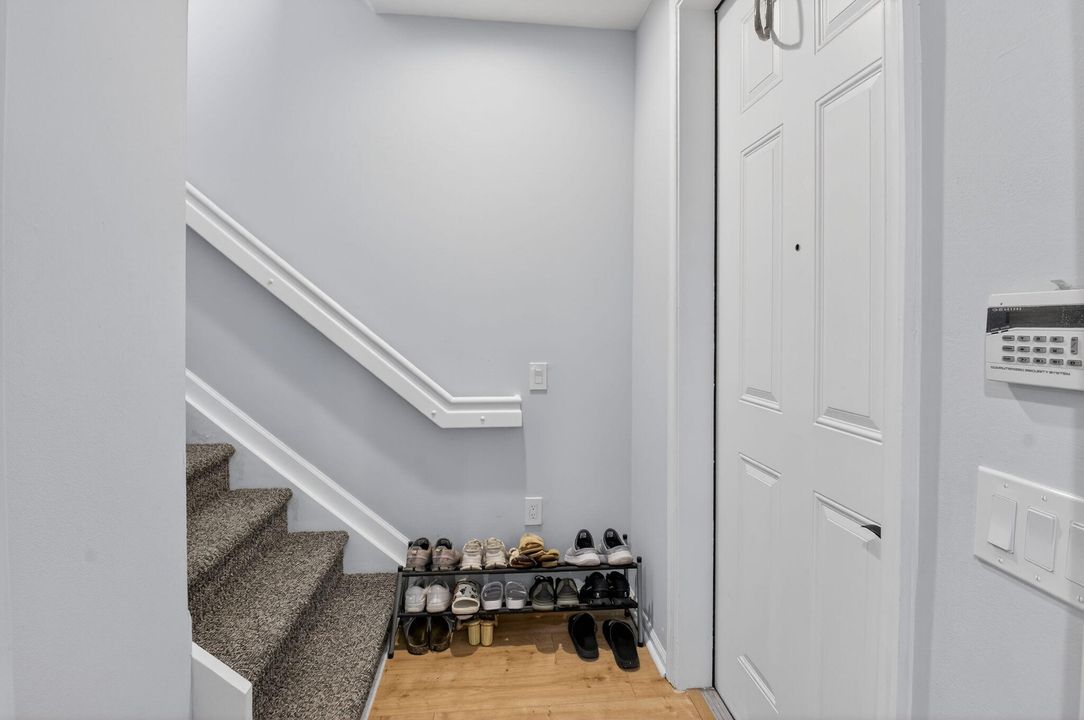 For Sale: $479,000 (3 beds, 4 baths, 1880 Square Feet)