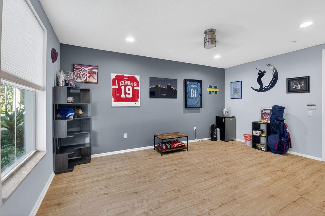 For Sale: $479,000 (3 beds, 4 baths, 1880 Square Feet)