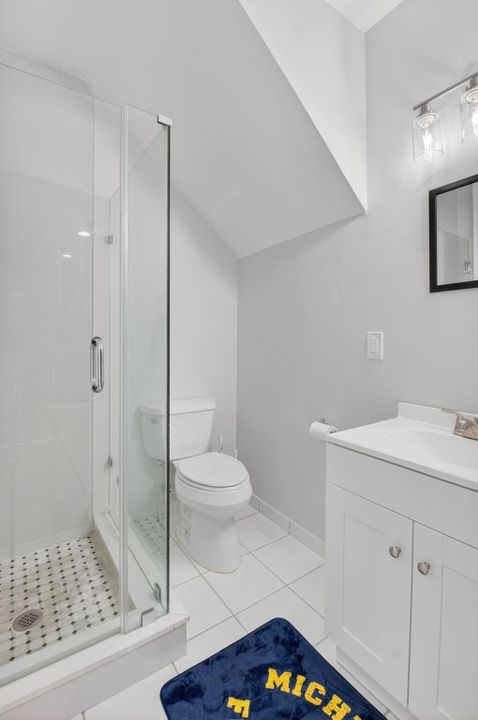 For Sale: $479,000 (3 beds, 4 baths, 1880 Square Feet)