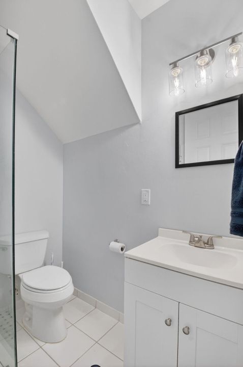 For Sale: $479,000 (3 beds, 4 baths, 1880 Square Feet)