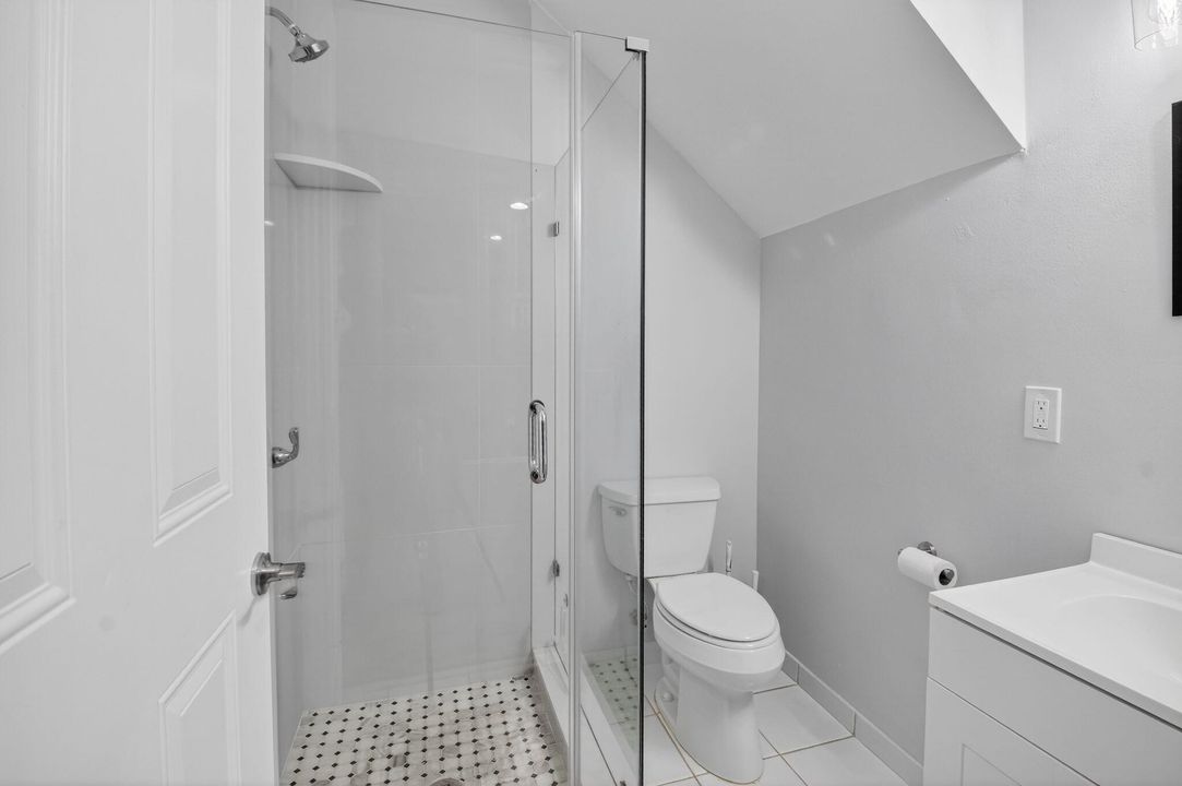 For Sale: $479,000 (3 beds, 4 baths, 1880 Square Feet)