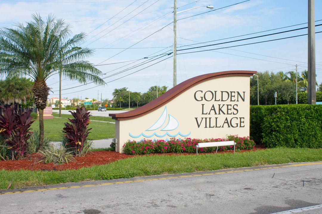 For Sale: $169,900 (2 beds, 2 baths, 1096 Square Feet)