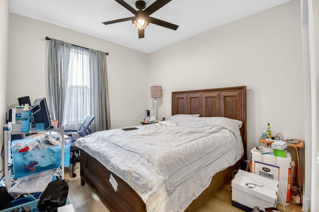 На продажу: $520,000 (3 спален, 2 ванн, 1759 Квадратных фут)