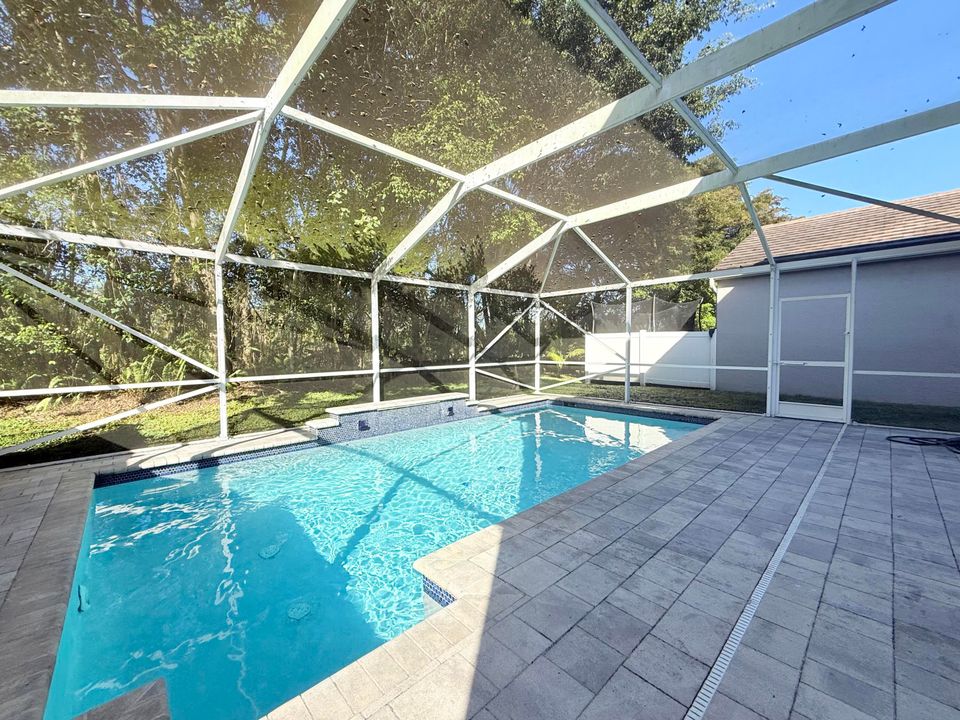 For Rent: $3,800 (4 beds, 2 baths, 2122 Square Feet)