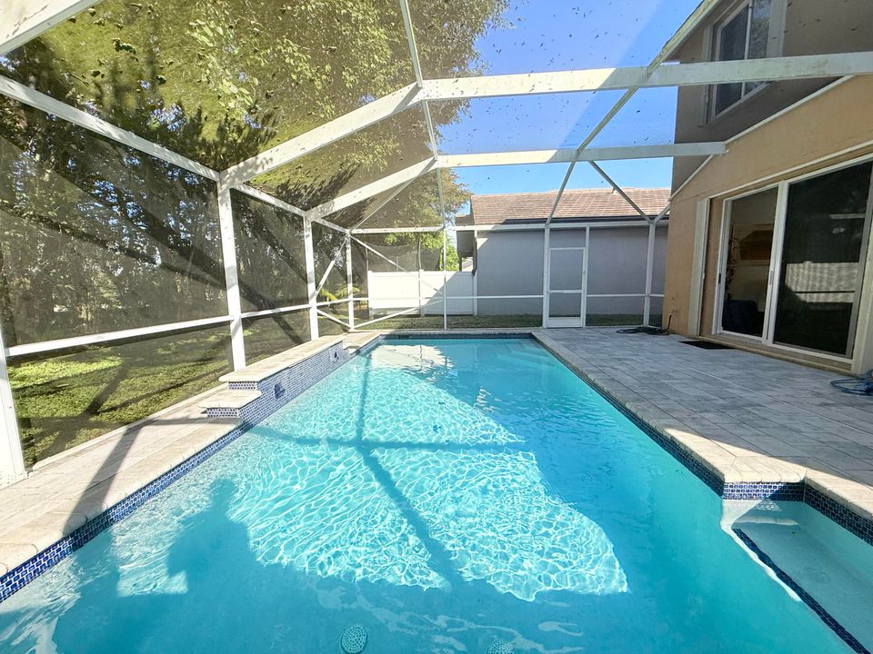 For Rent: $3,800 (4 beds, 2 baths, 2122 Square Feet)