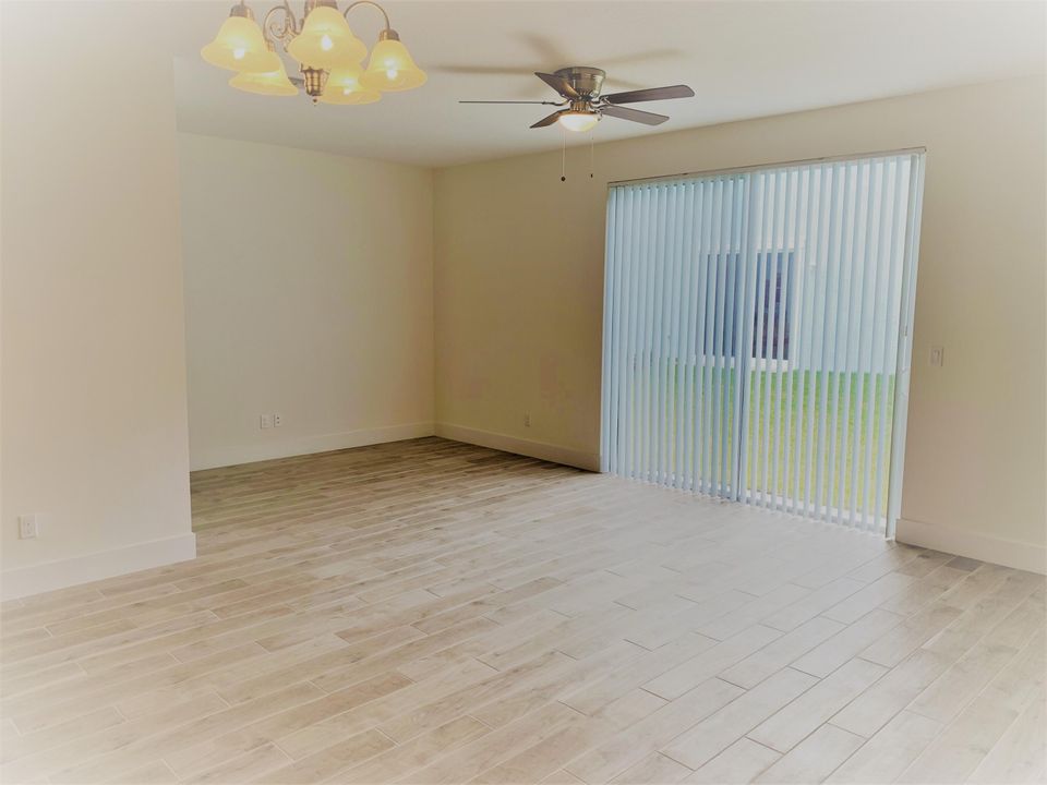 В аренду: $2,550 (3 спален, 2 ванн, 1440 Квадратных фут)