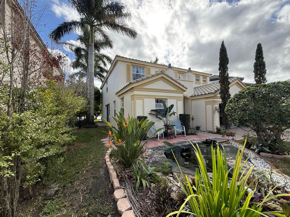 На продажу: $910,000 (6 спален, 3 ванн, 3662 Квадратных фут)