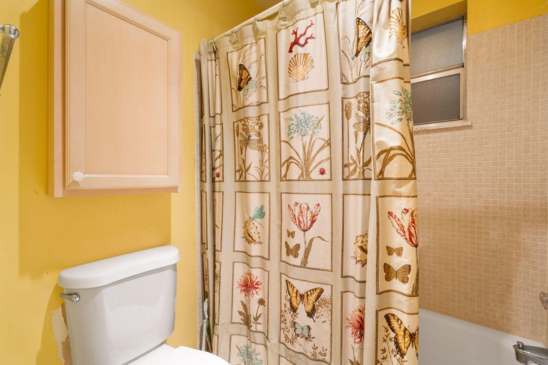 For Sale: $119,900 (2 beds, 2 baths, 1104 Square Feet)