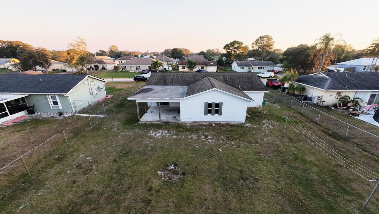 For Sale: $264,900 (3 beds, 2 baths, 1541 Square Feet)