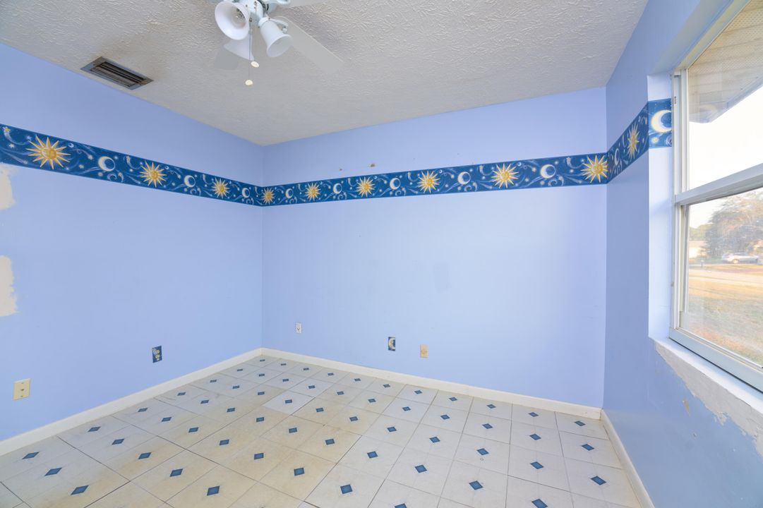 For Sale: $264,900 (3 beds, 2 baths, 1541 Square Feet)