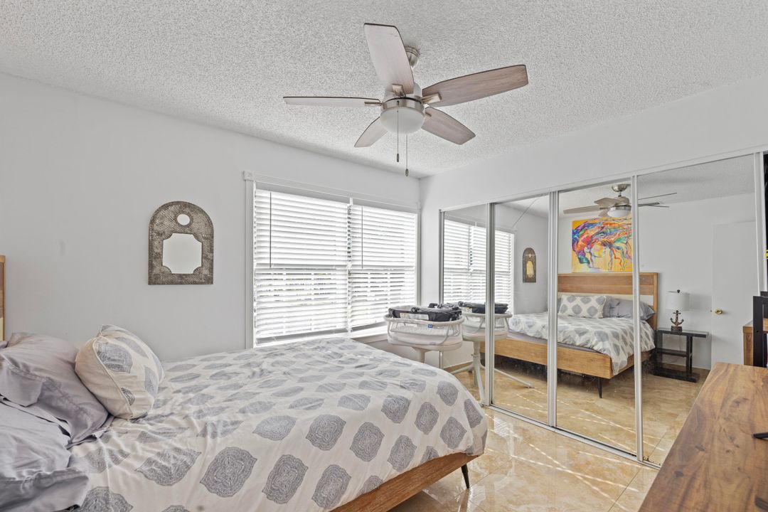 待售: $460,000 (3 贝兹, 3 浴室, 1386 平方英尺)