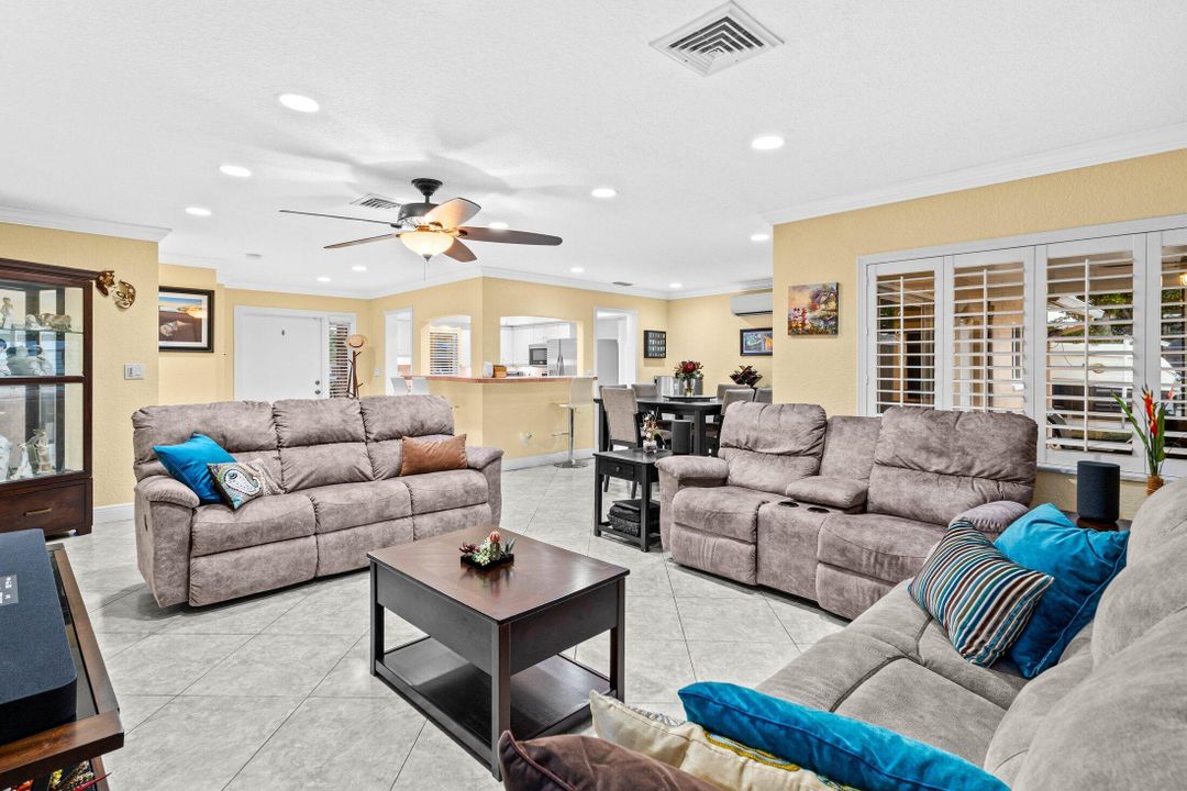 En Venta: $639,900 (3 camas, 2 baños, 1819 Pies cuadrados)