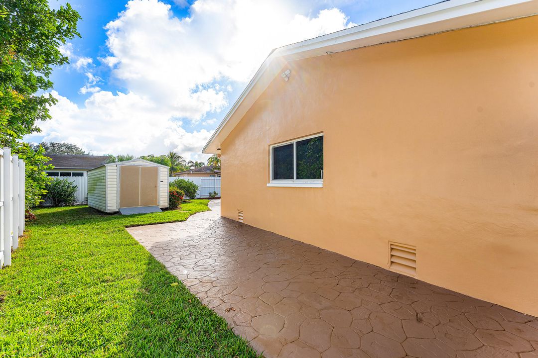 En Venta: $639,900 (3 camas, 2 baños, 1819 Pies cuadrados)