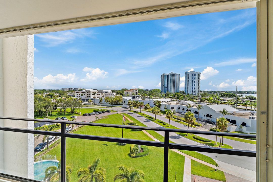 待售: $405,000 (2 贝兹, 2 浴室, 1160 平方英尺)