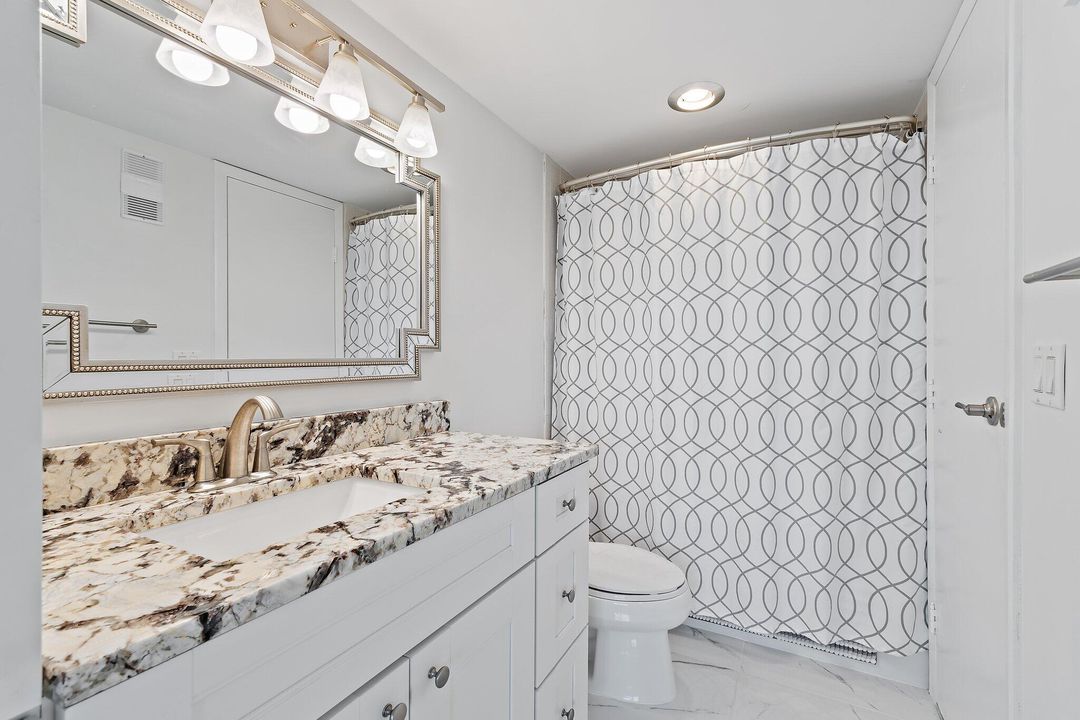 待售: $405,000 (2 贝兹, 2 浴室, 1160 平方英尺)