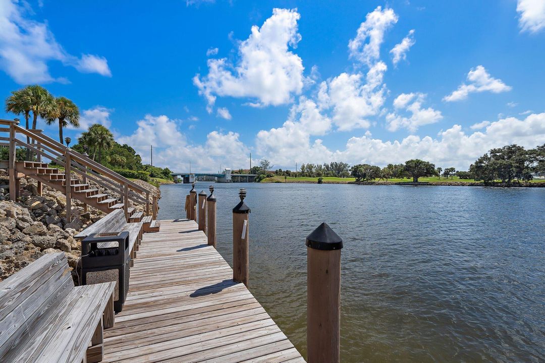 待售: $405,000 (2 贝兹, 2 浴室, 1160 平方英尺)