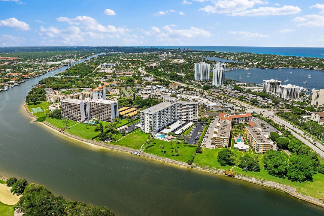 待售: $405,000 (2 贝兹, 2 浴室, 1160 平方英尺)