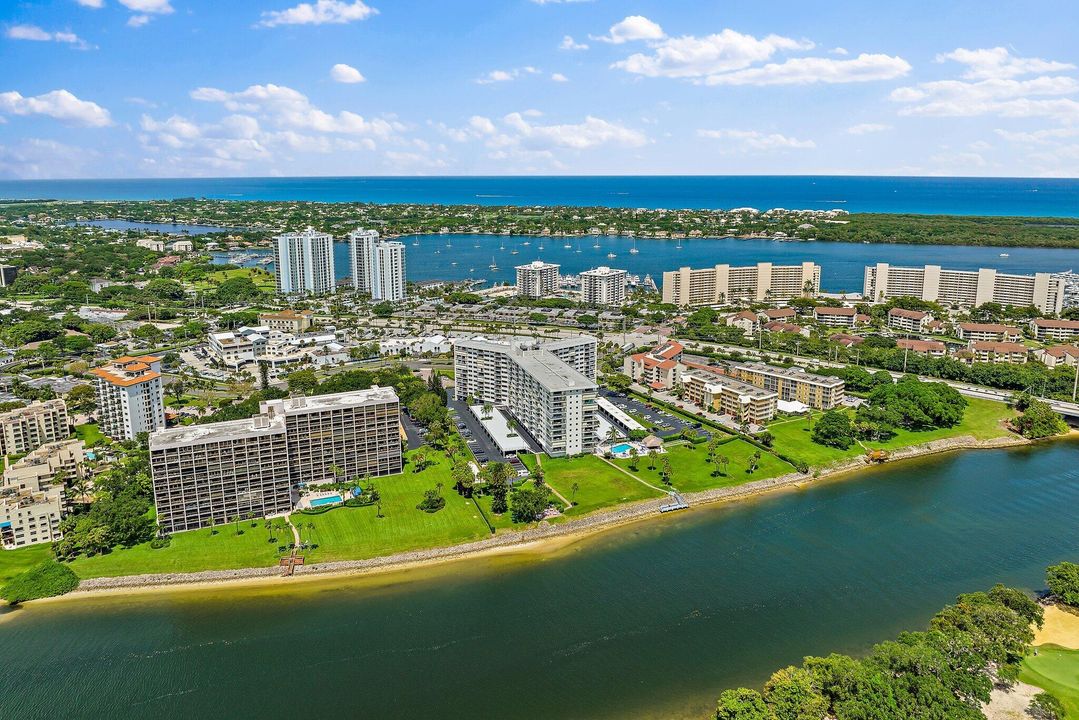 待售: $405,000 (2 贝兹, 2 浴室, 1160 平方英尺)