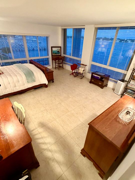 En Venta: $725,000 (2 camas, 2 baños, 1489 Pies cuadrados)