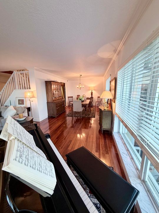 En Venta: $725,000 (2 camas, 2 baños, 1489 Pies cuadrados)