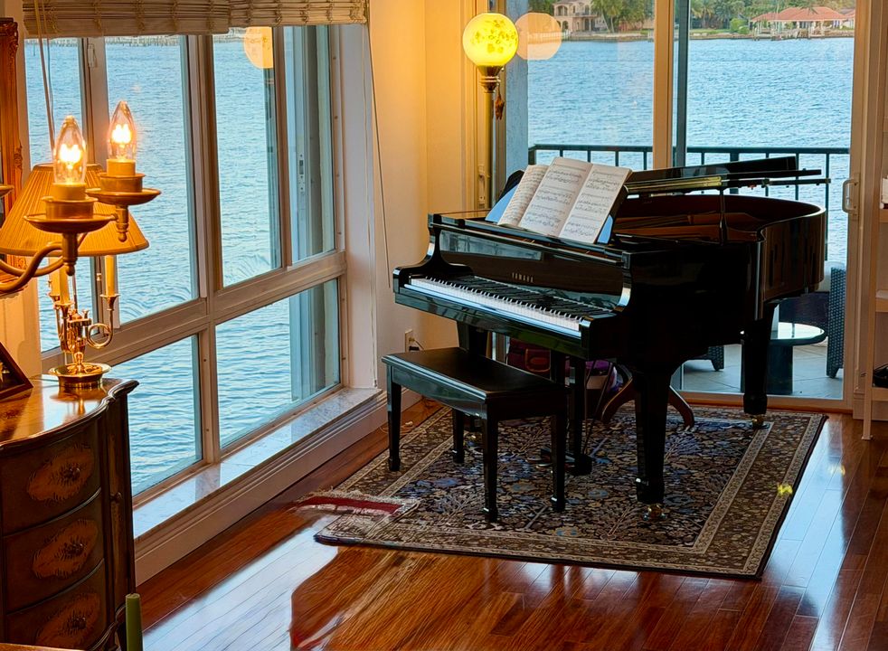 En Venta: $725,000 (2 camas, 2 baños, 1489 Pies cuadrados)