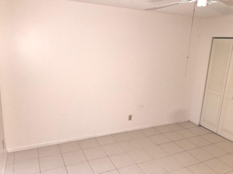 出租: $2,100 (2 贝兹, 2 浴室, 1033 平方英尺)