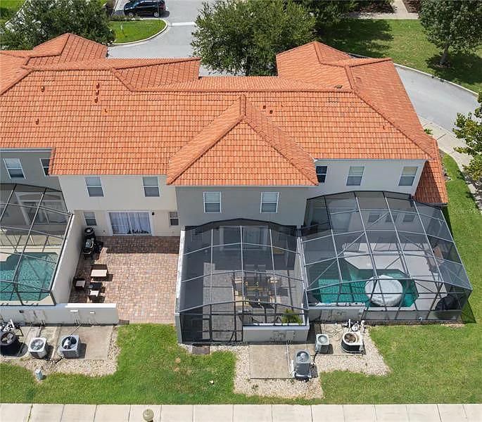 For Rent: $2,400 (4 beds, 3 baths, 1340 Square Feet)