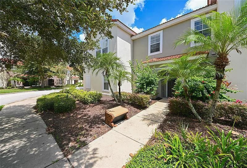 For Rent: $2,400 (4 beds, 3 baths, 1340 Square Feet)