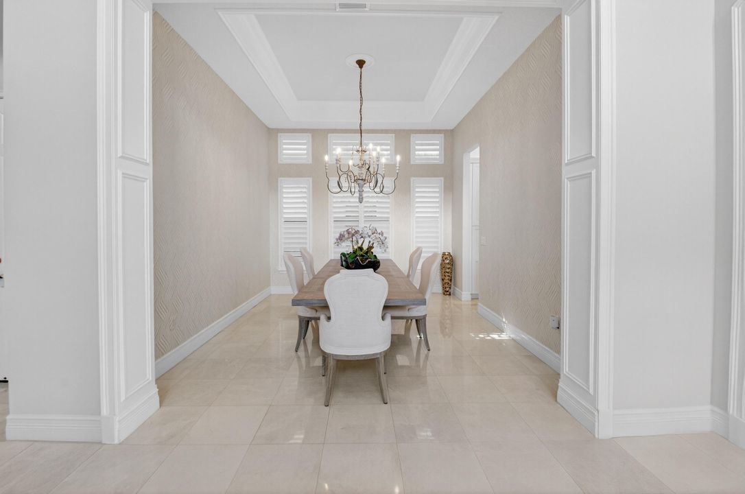 В аренду: $11,000 (5 спален, 5 ванн, 4248 Квадратных фут)