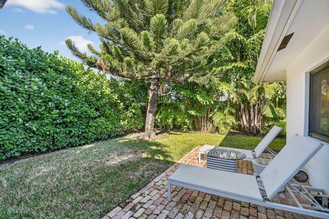 出租: $5,800 (3 贝兹, 2 浴室, 1500 平方英尺)