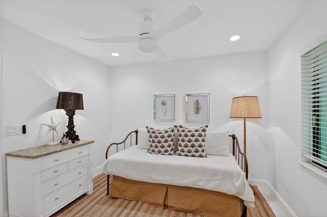 出租: $5,800 (3 贝兹, 2 浴室, 1500 平方英尺)