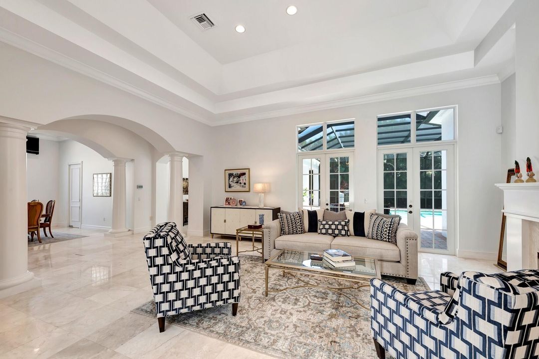 En Venta: $1,895,000 (3 camas, 4 baños, 3514 Pies cuadrados)