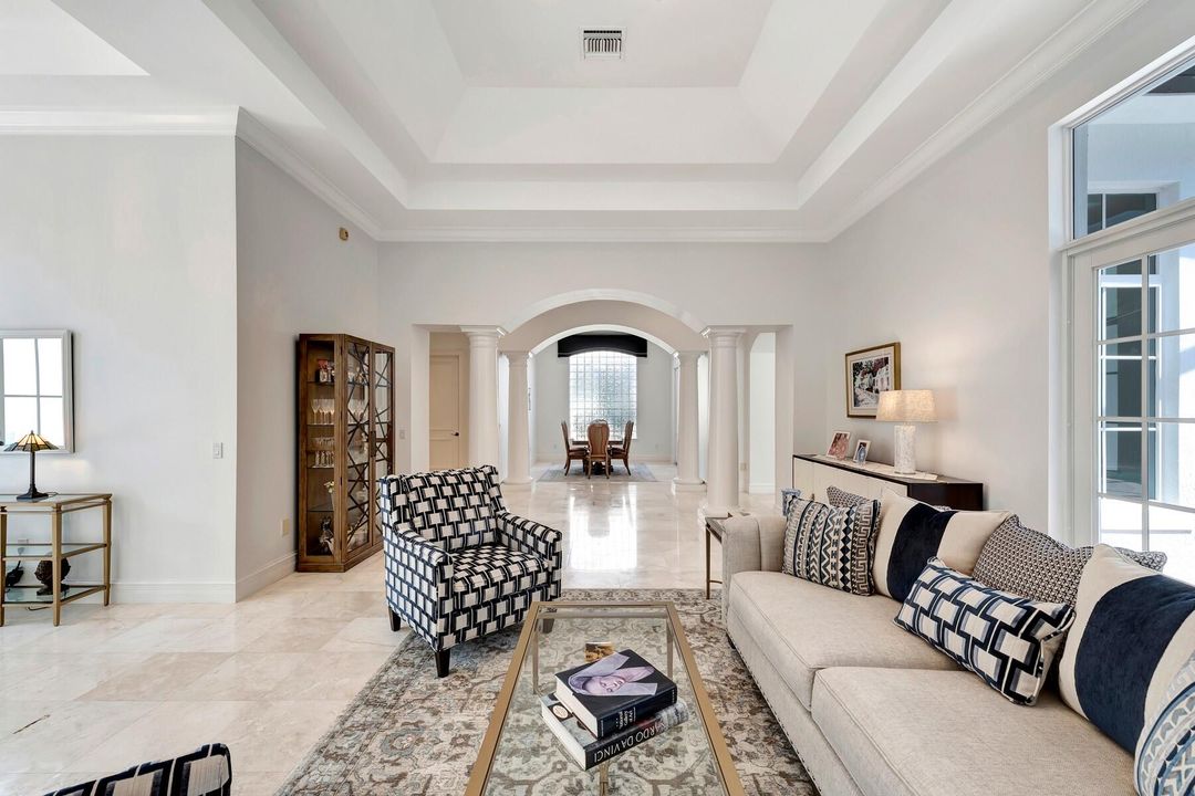 En Venta: $1,895,000 (3 camas, 4 baños, 3514 Pies cuadrados)