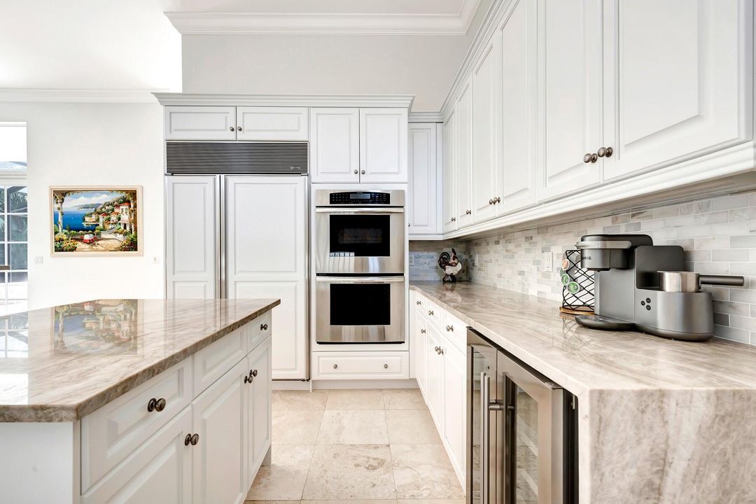 En Venta: $1,895,000 (3 camas, 4 baños, 3514 Pies cuadrados)