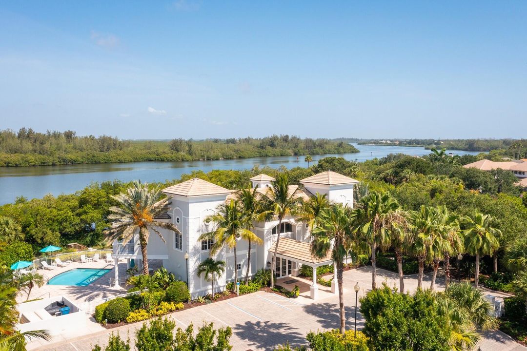 En Venta: $1,895,000 (3 camas, 4 baños, 3514 Pies cuadrados)