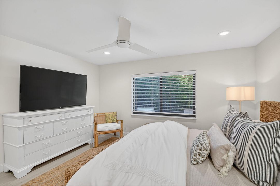 出租: $5,800 (3 贝兹, 2 浴室, 1500 平方英尺)