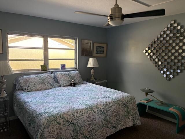 На продажу: $198,000 (2 спален, 1 ванн, 925 Квадратных фут)