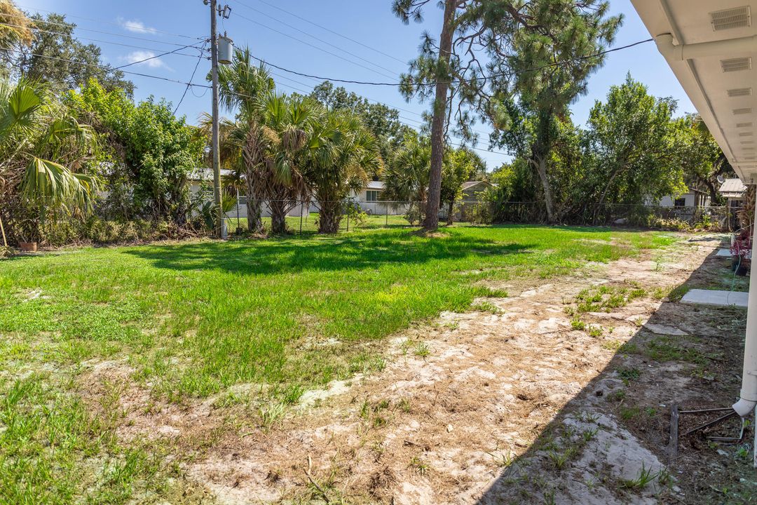 For Sale: $359,000 (3 beds, 2 baths, 1516 Square Feet)