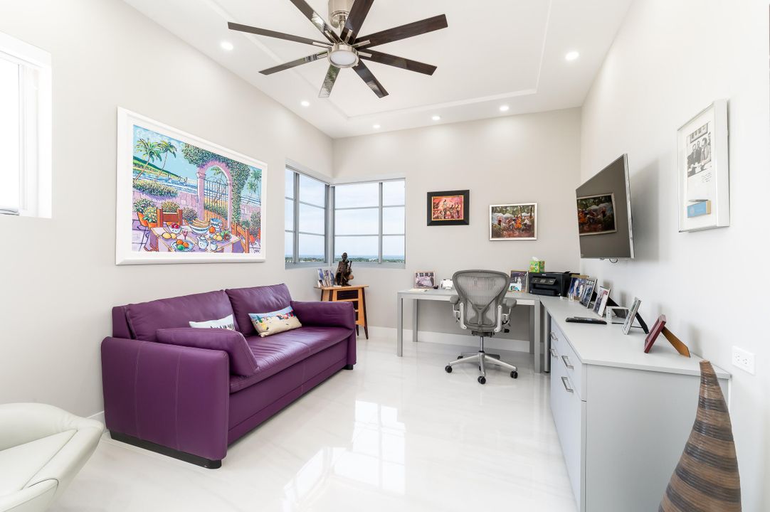 En Venta: $2,200,000 (3 camas, 2 baños, 1919 Pies cuadrados)