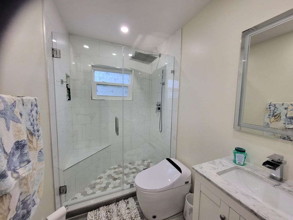 En Renta: $2,200 (3 camas, 2 baños, 1740 Pies cuadrados)