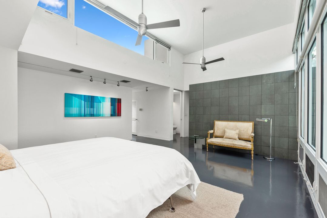 For Sale: $6,495,000 (5 beds, 5 baths, 6678 Square Feet)