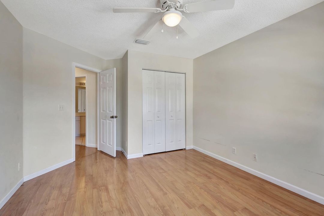 For Rent: $3,900 (5 beds, 3 baths, 2859 Square Feet)