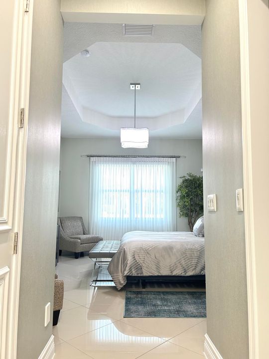 For Sale: $1,049,000 (3 beds, 3 baths, 2309 Square Feet)