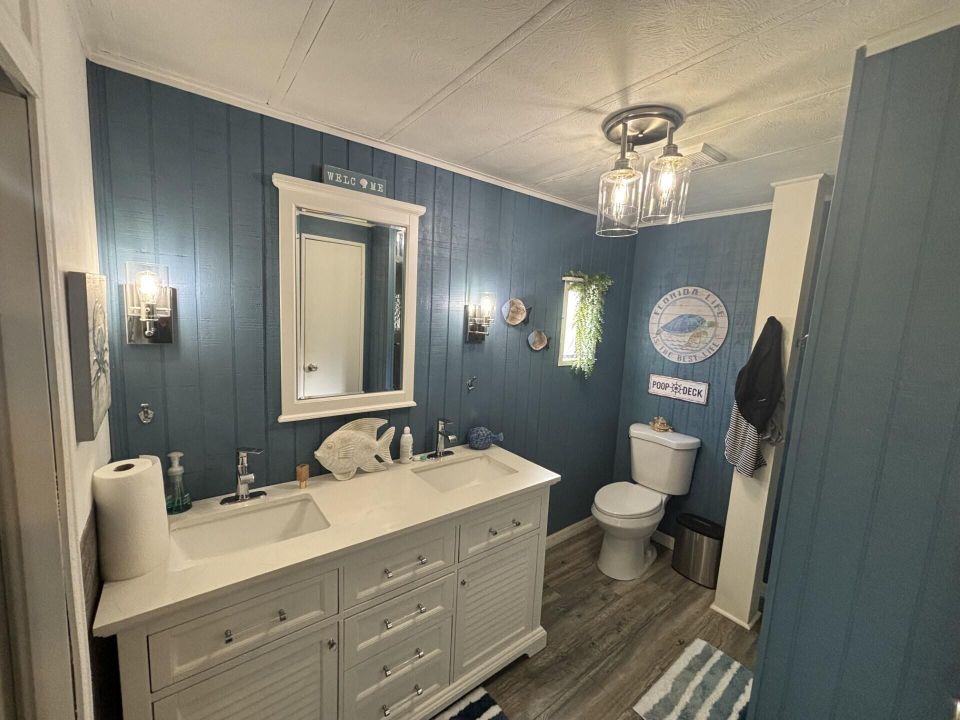 На продажу: $89,900 (2 спален, 2 ванн, 1232 Квадратных фут)