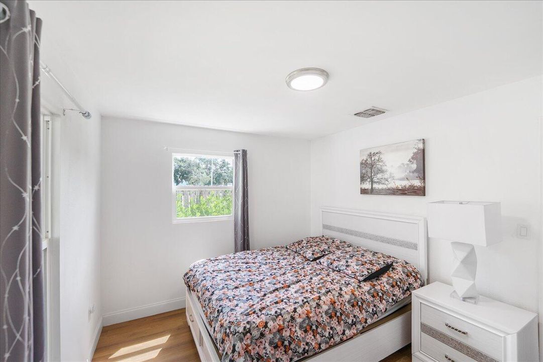 For Sale: $369,900 (4 beds, 2 baths, 1342 Square Feet)