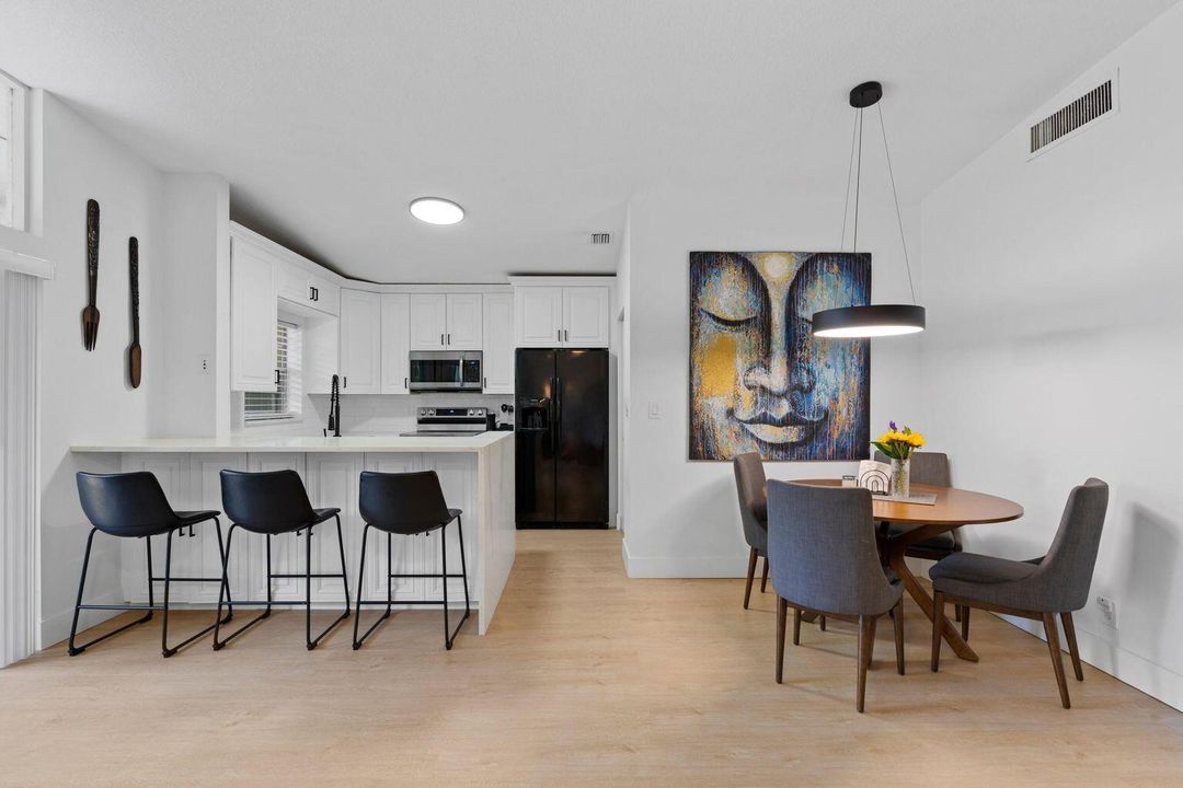 En Renta: $3,300 (3 camas, 2 baños, 1200 Pies cuadrados)