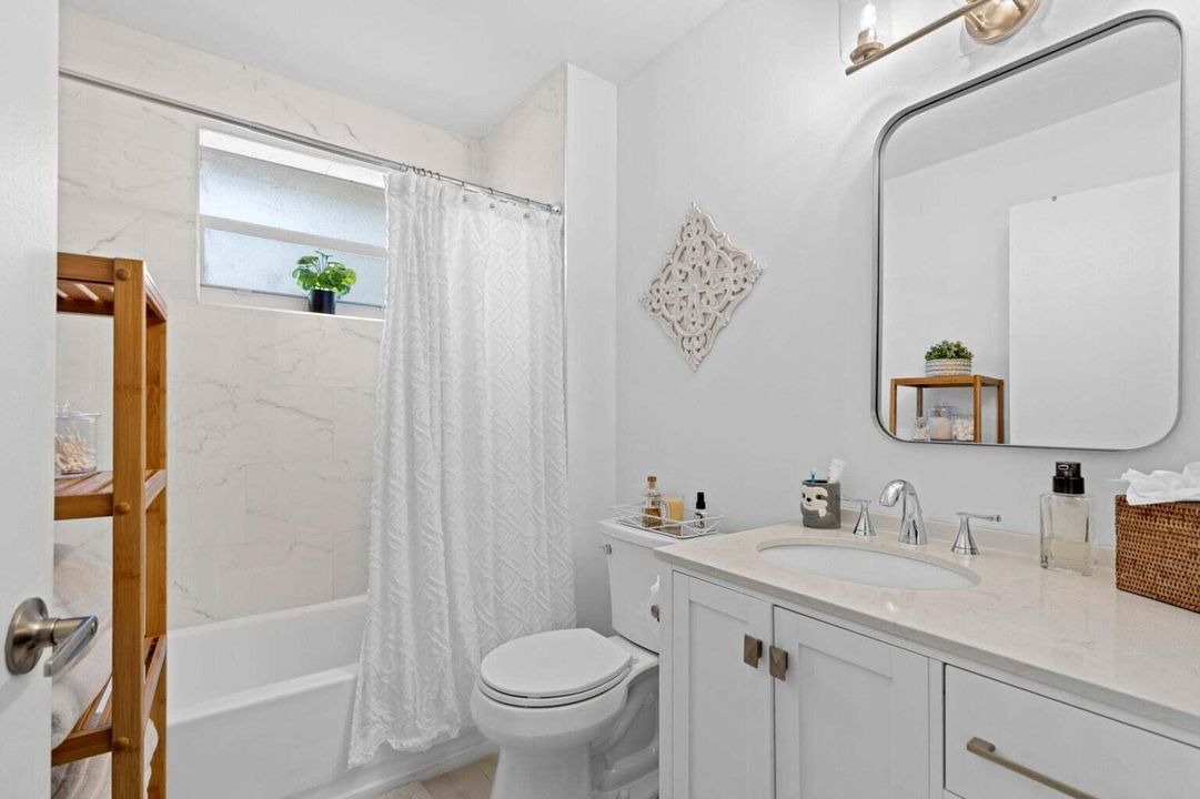 En Renta: $3,300 (3 camas, 2 baños, 1200 Pies cuadrados)